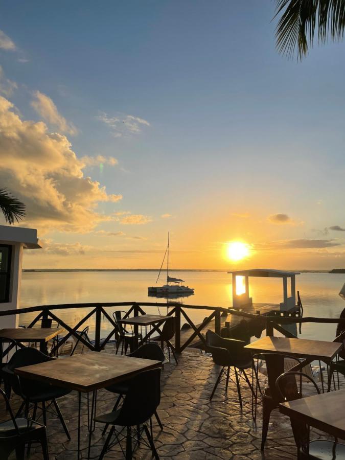 Hotel Aldea 19 Bacalar Exteriör bild